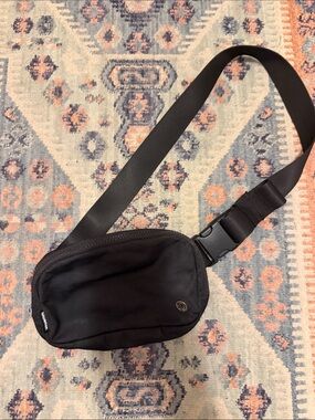 Black Lululemon Crossbody Sling Bag - Minimal Everyday Carry